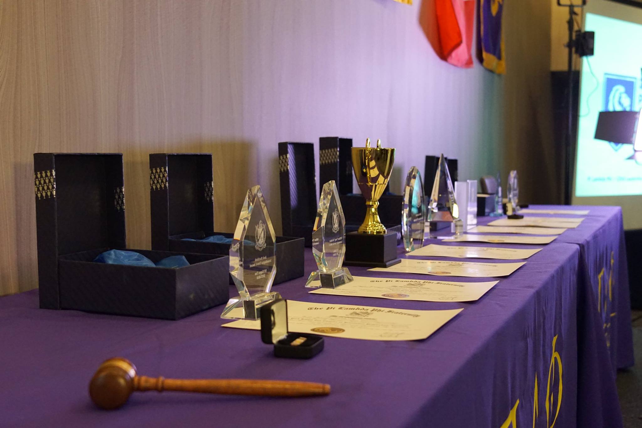 Contact an Officer image